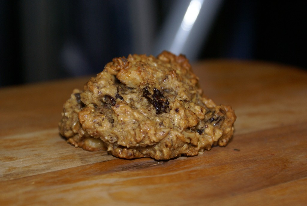 Oatmeal raisin walnut cookies The perfect breakfast cookie!