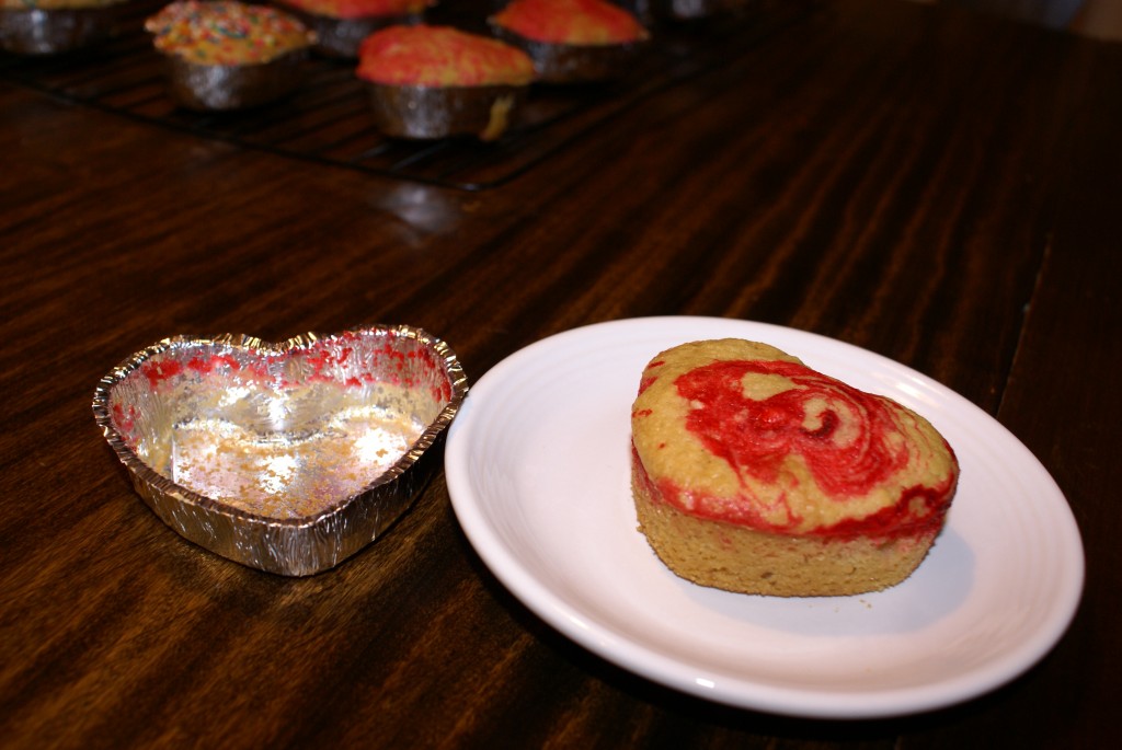 Cake out of foil Once cooled a bit, the heart cakes popped easily out of the foil and the pink swirl turned out nicely.