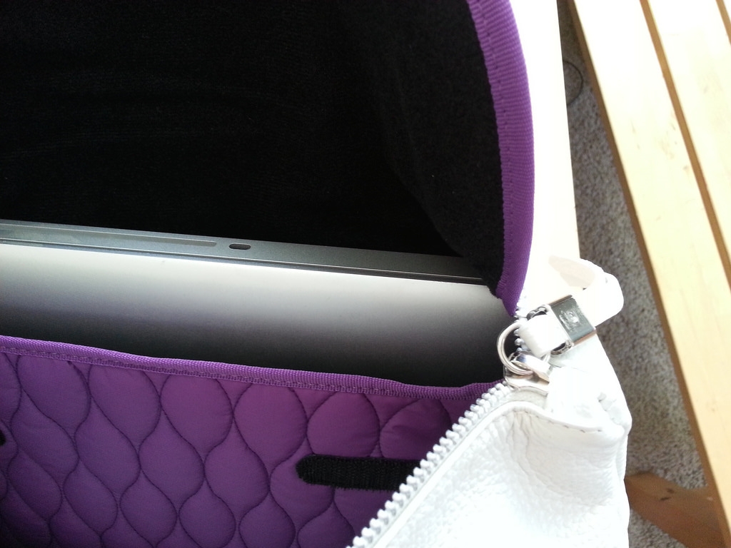 Laptop in sleeve attached to bag - a beautiful, perfect hack!